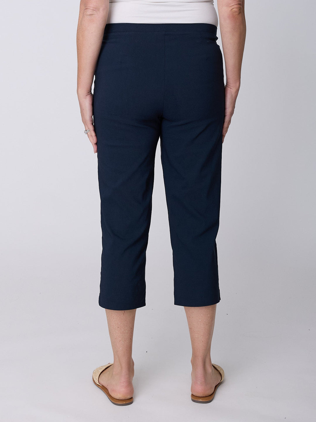 3/4 PANTS- Navy - 8590