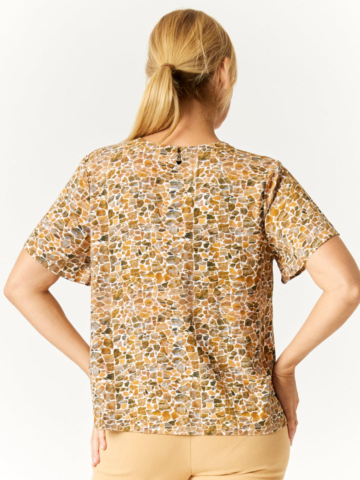 Vee Flutter Print Shirt - Toffee- 32765