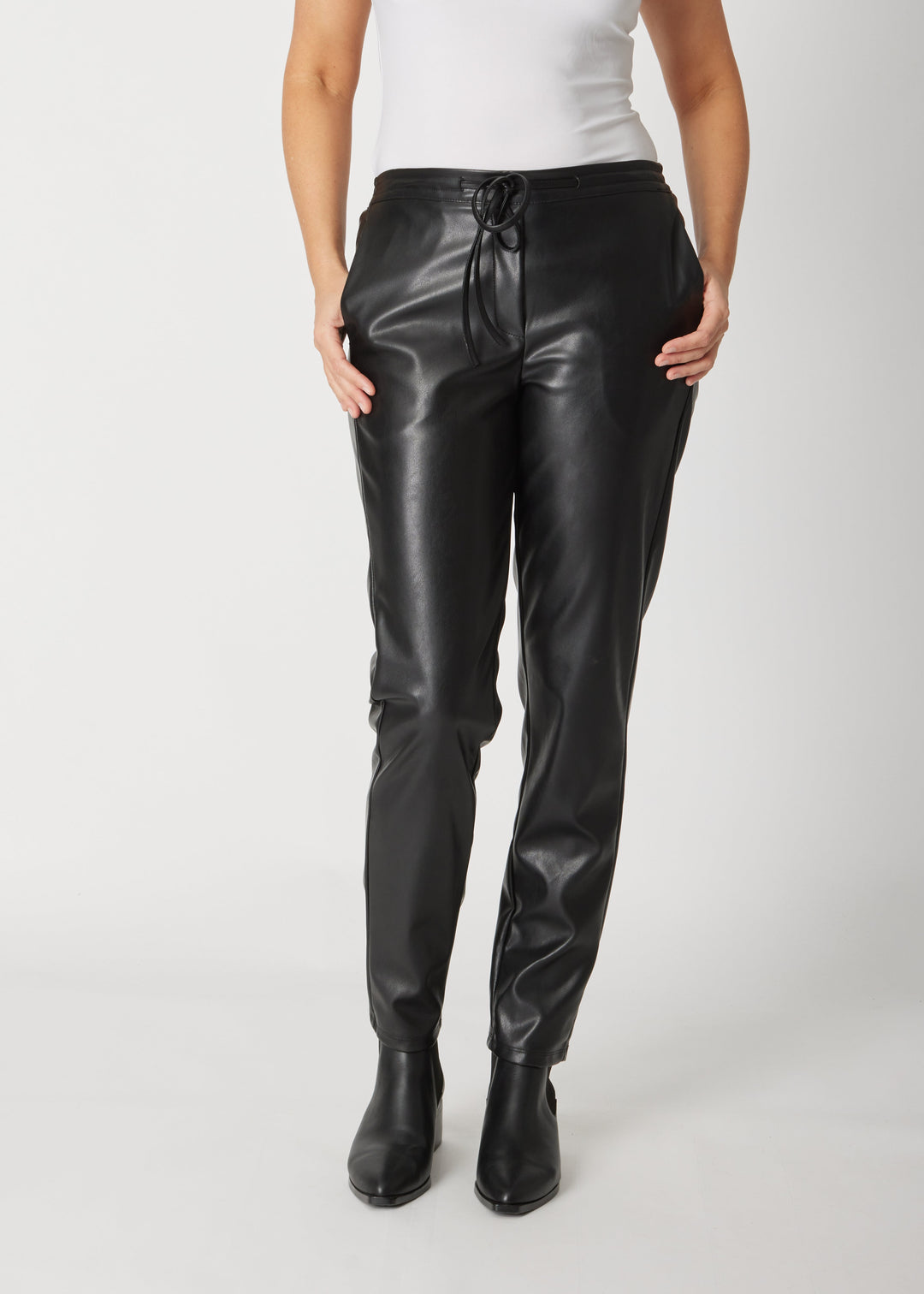 Vegan Leisure Pant - Black - 27065