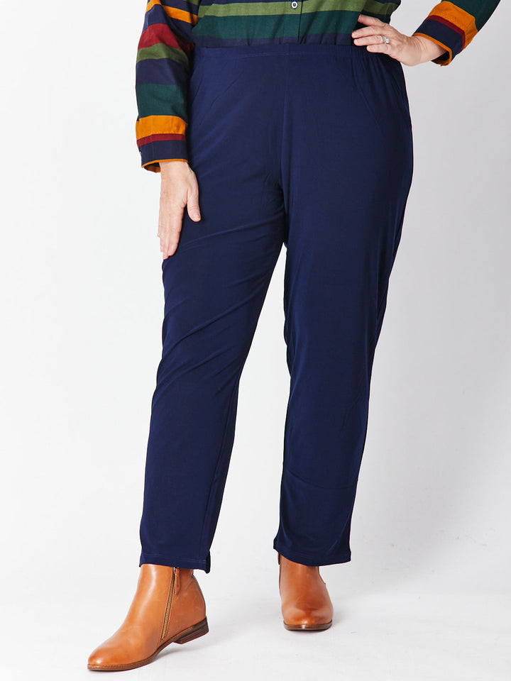 Must Have Pocket Pant - Navy - 15195