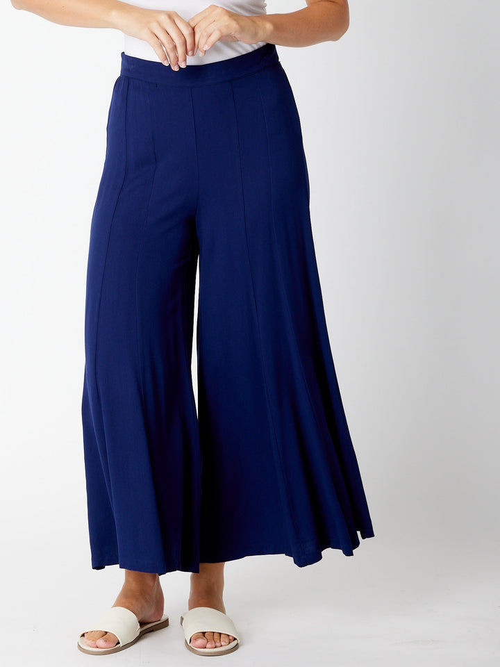 Floaty Wide Leg Core Pant- NAVY - 29403