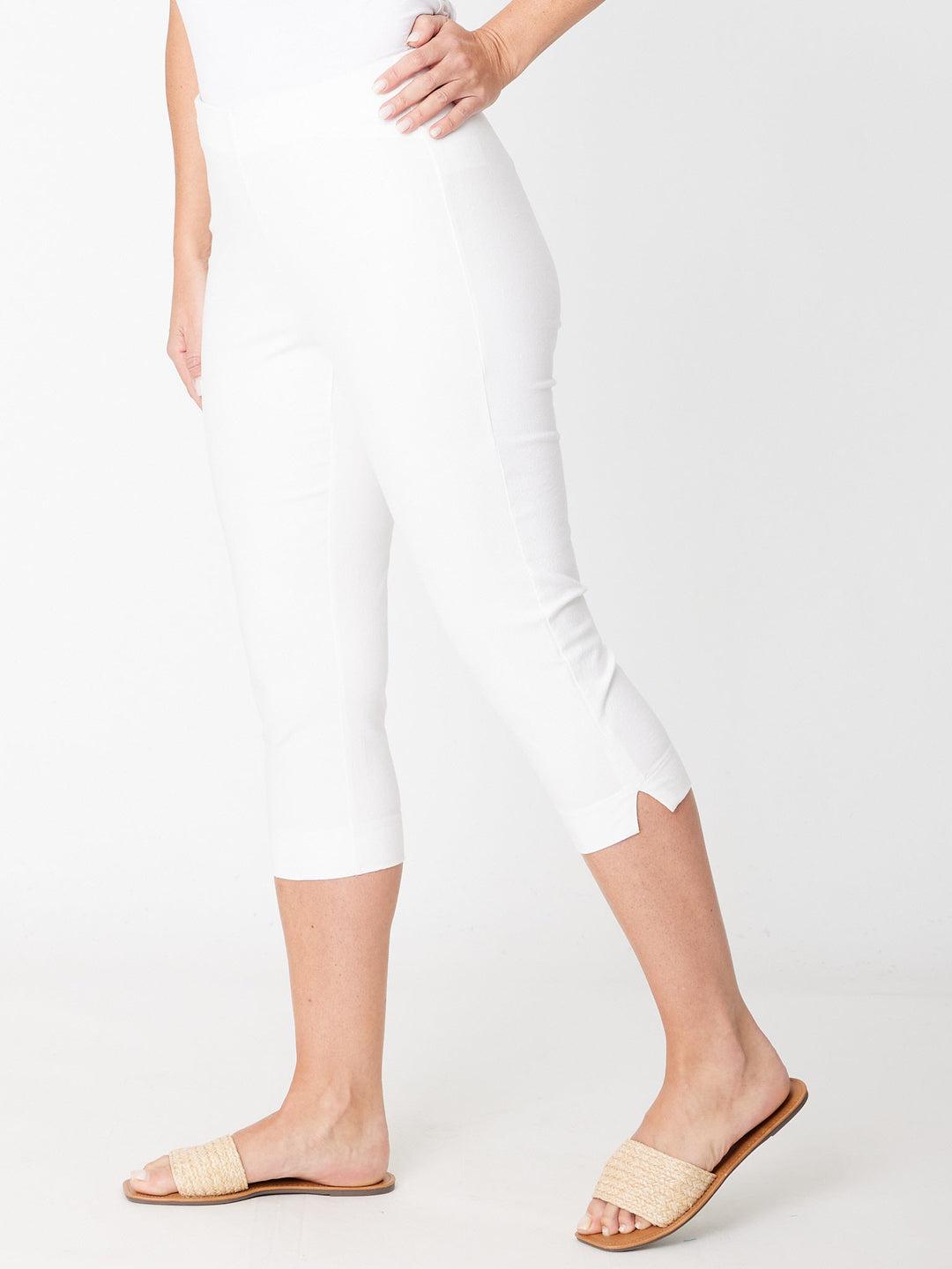 Cottolene Crop 3/4 Pant - White- 30825