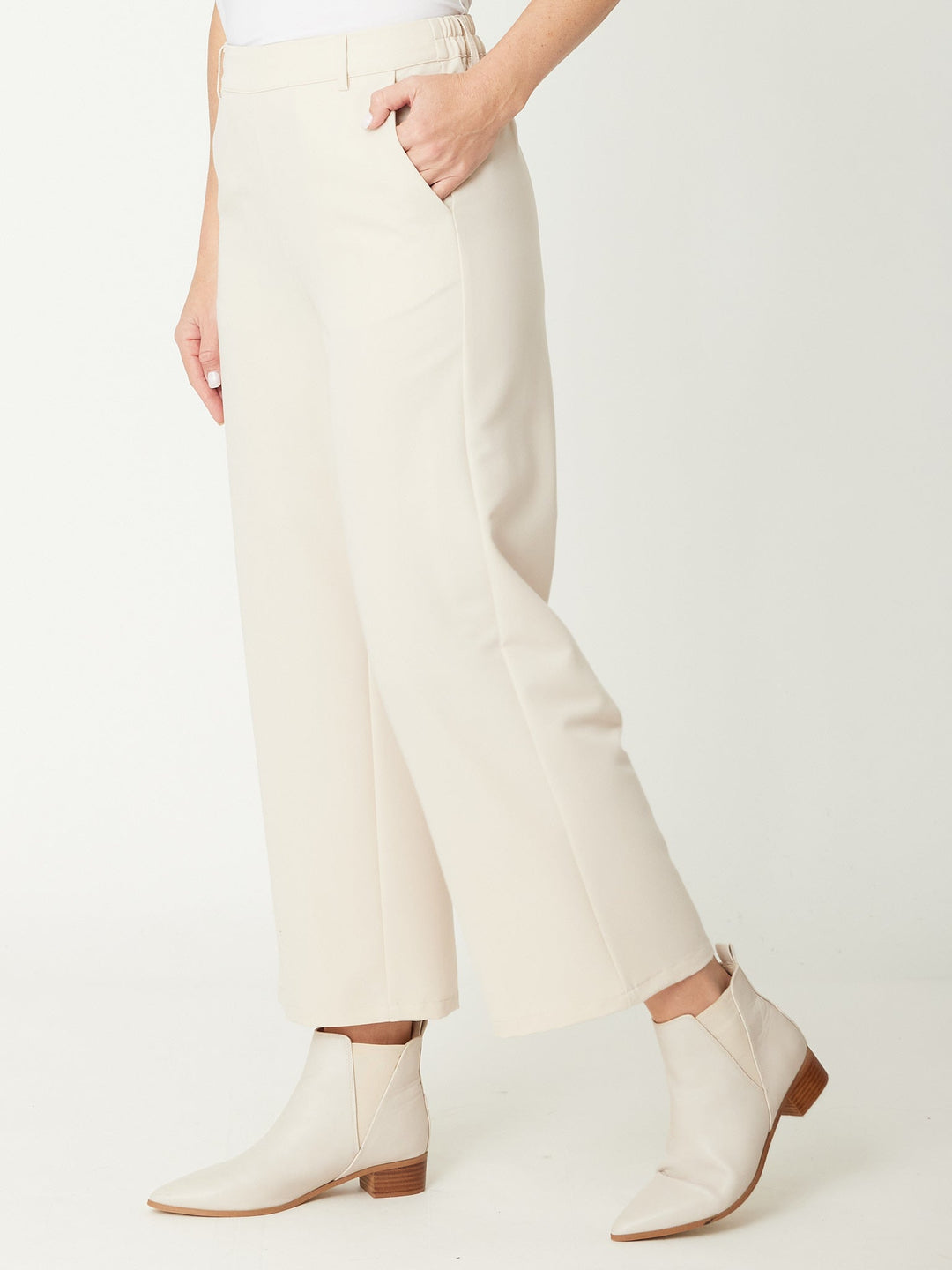 Fluid Pocket Pant-- Milk- 31102