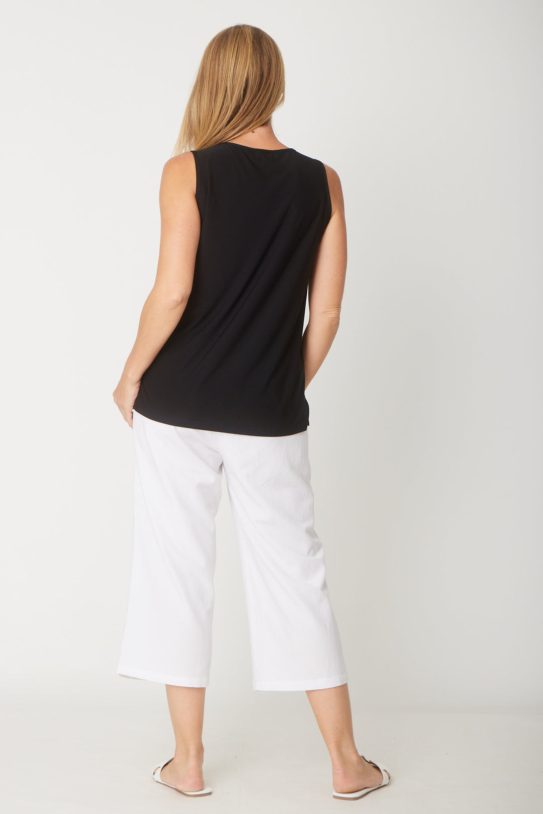 Long Line Tank - Black - 31618