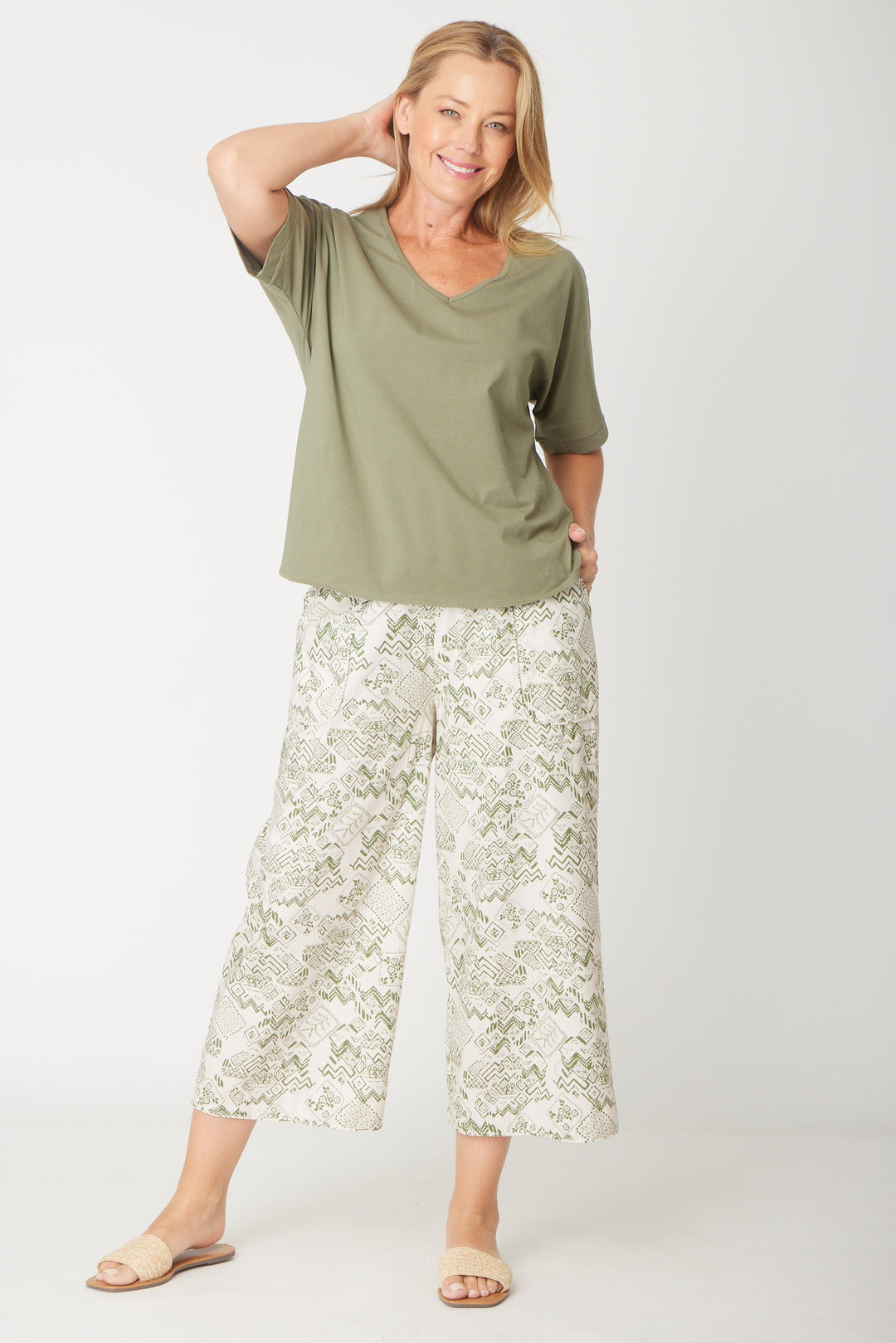 Relaxed Cotton Summer V Tee - Khaki - 31637