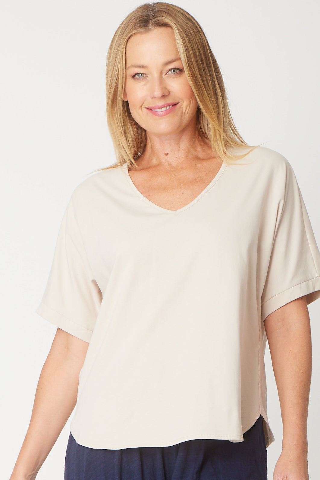 Relaxed Cotton Summer V Tee - Straw - 31637