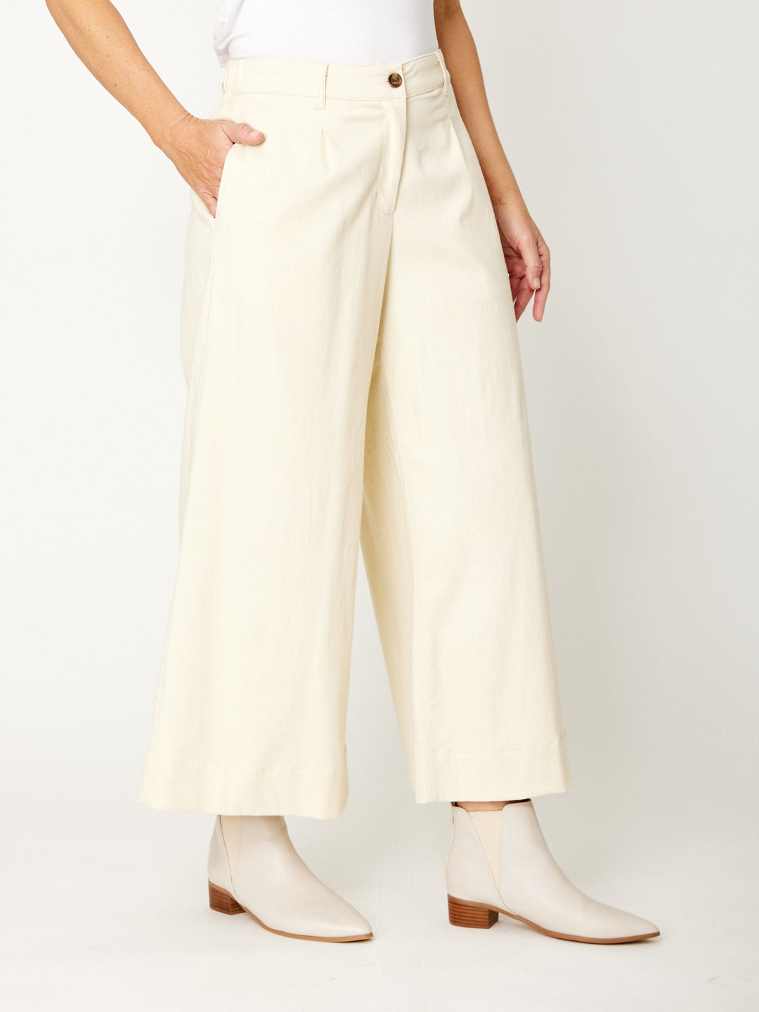 Anywhere Lux Crop Pant - Vanilla - 31954