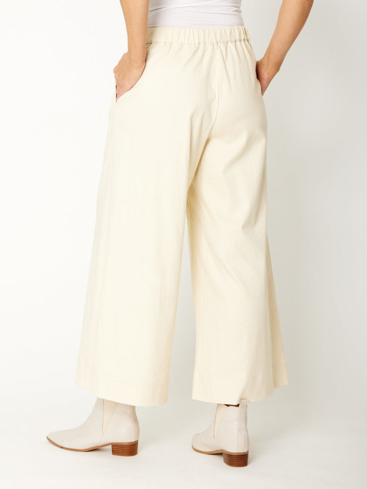 Anywhere Lux Crop Pant - Vanilla - 31954