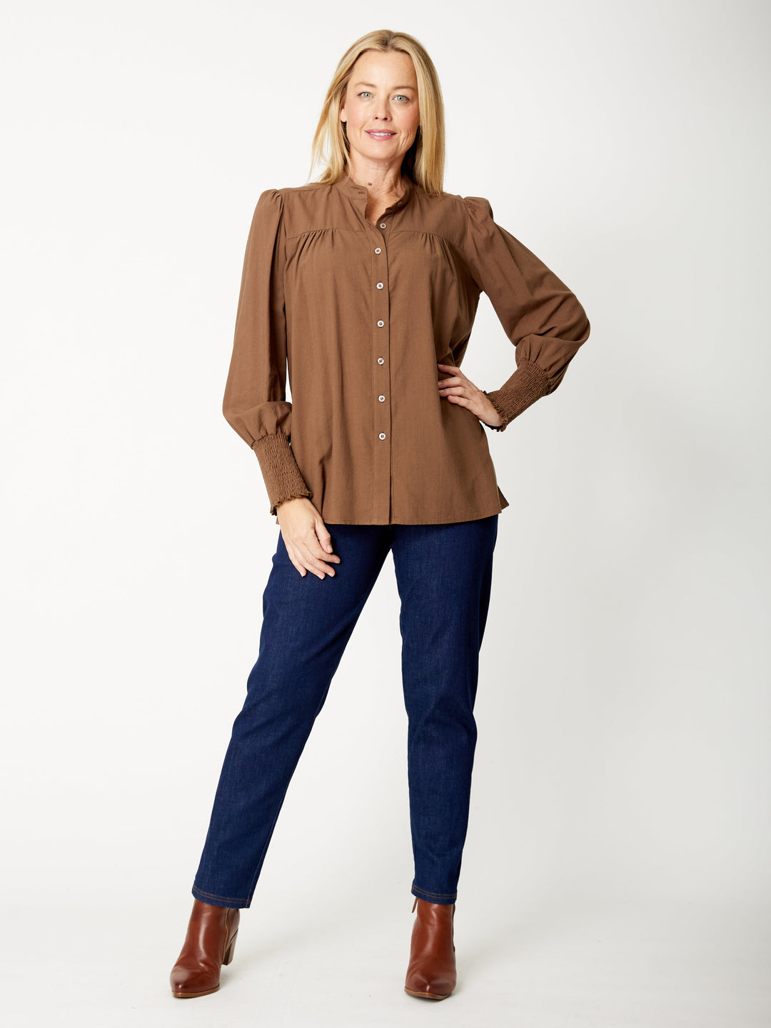 Valero Core Shirt - Latte - 32023