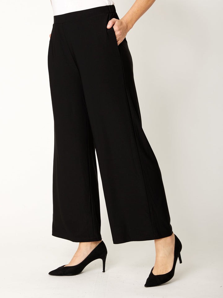 Sally Core Pant - Black- 32145