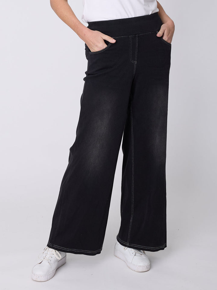 Pull On Faux Wide Jean - Black -32201
