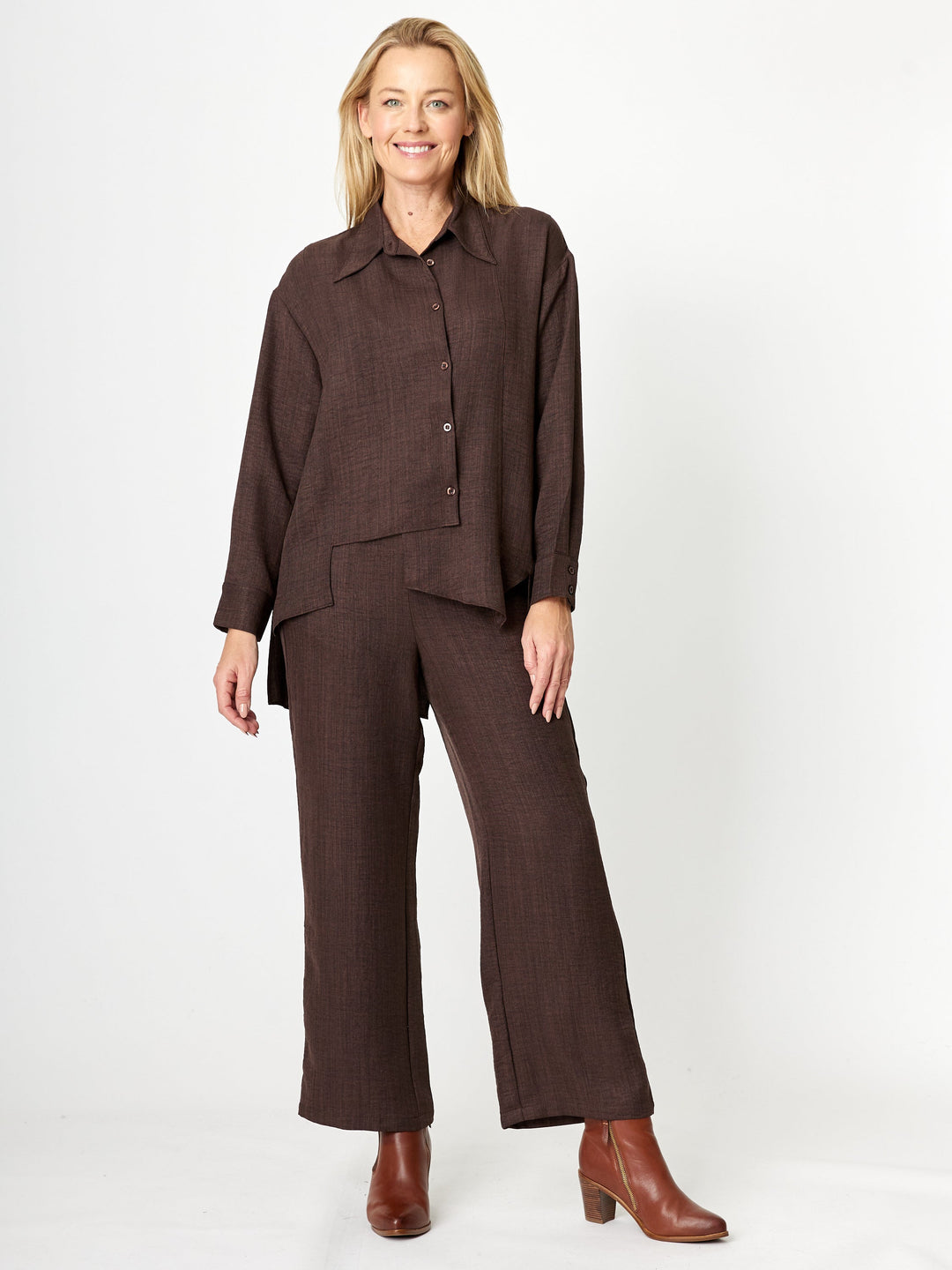 Gallery Shirt- Choc- 32210