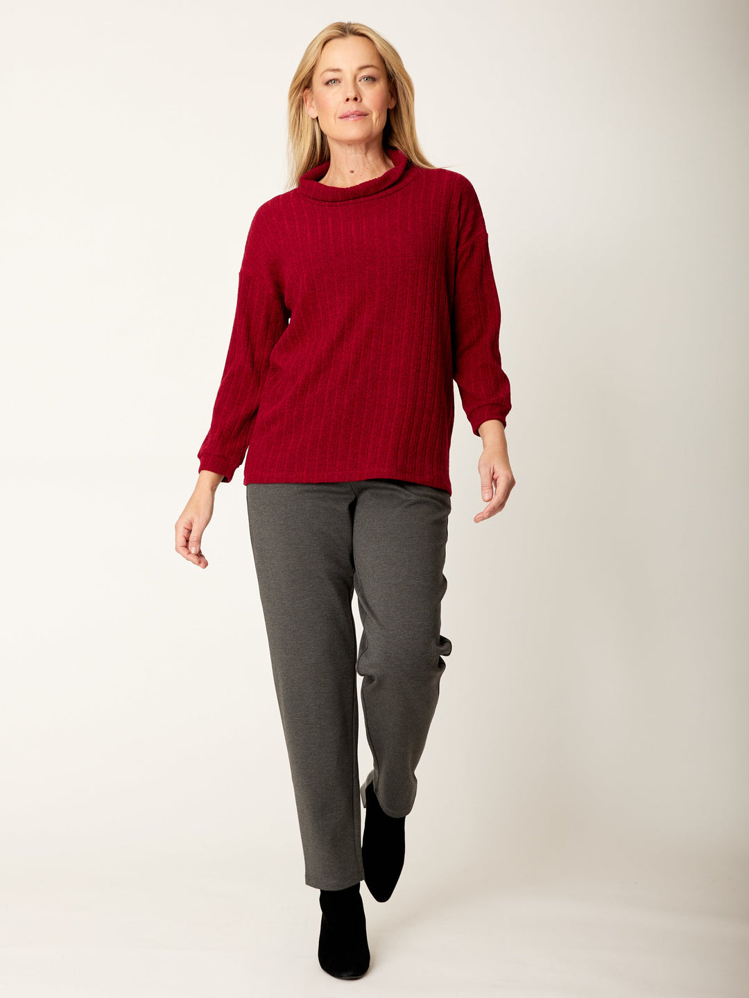 Knit Core Loose Cowl - Ruby - 32248