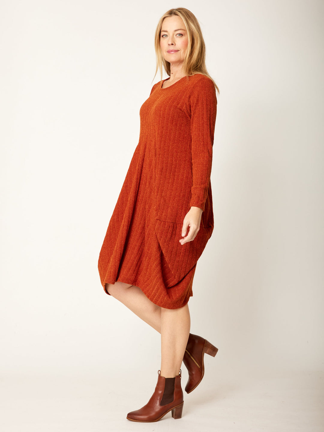 Core Bounce Dress - Rust -32281