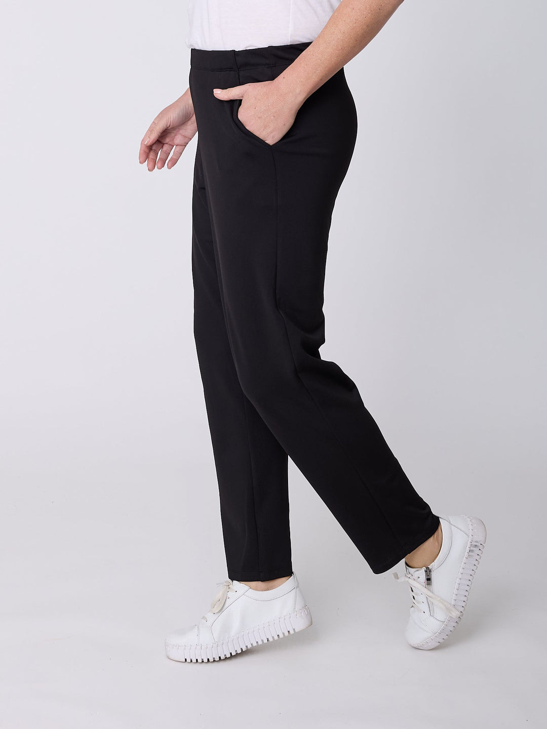 Silvana Fleece Classic Pant - Black- 32326