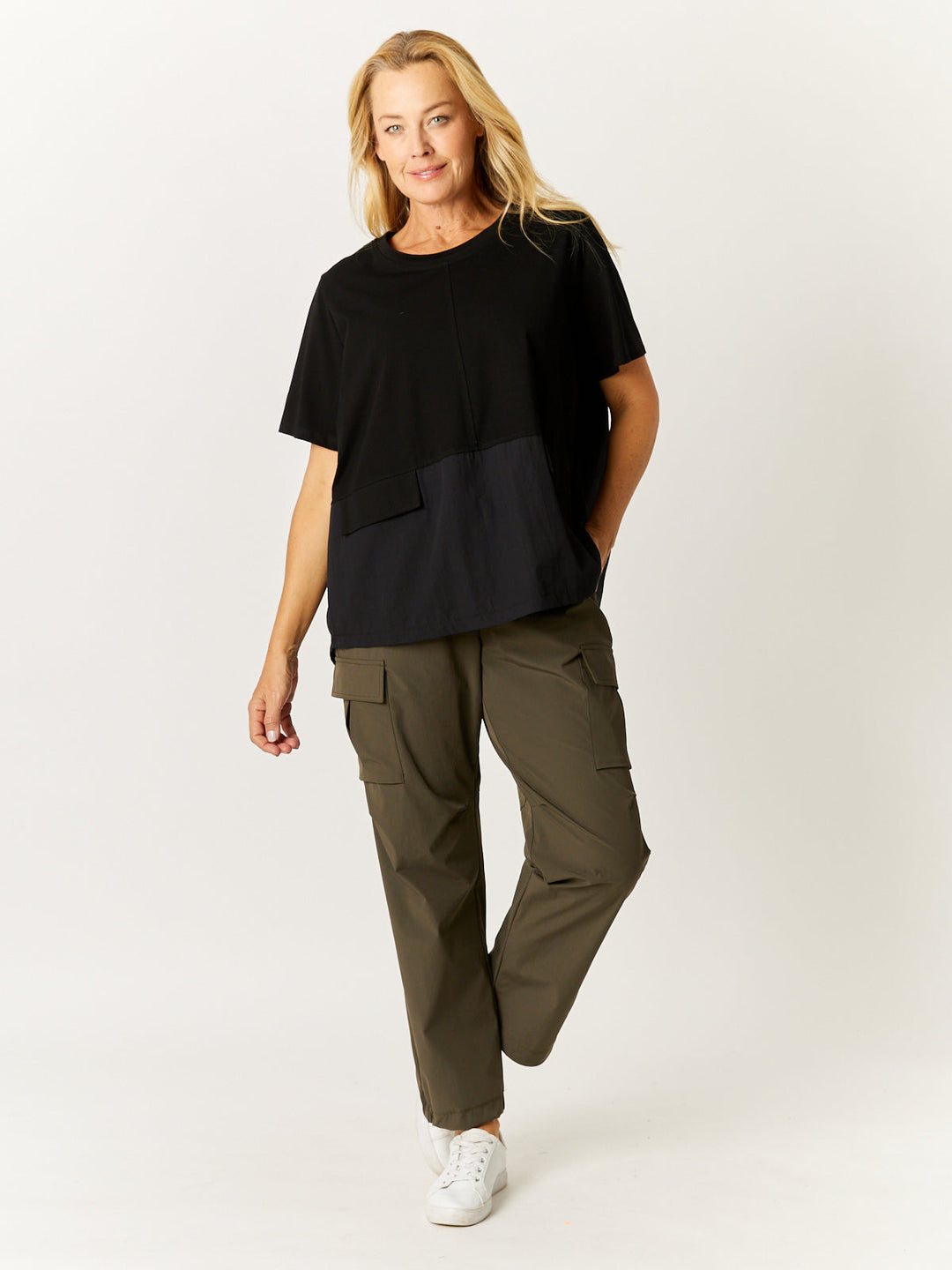 Korea Gathered Top - Black - 32563