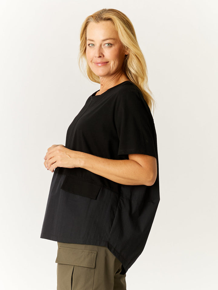 Korea Gathered Top - Black - 32563