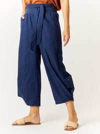 Soft Waist Panel Crop Pant - Navy - 32729